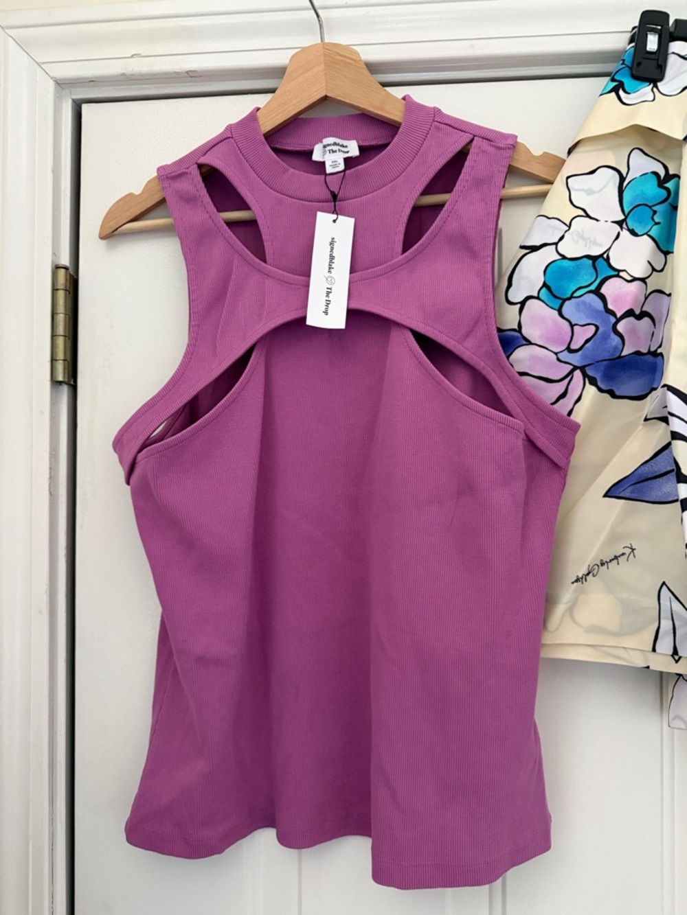 High-Waist Women’s Shorts with large bow in Orchid Purple & orchid tank top. - Picture 3 of 4